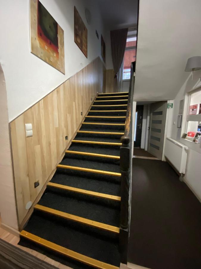 Hostel Piaseczno Пясечно Экстерьер фото