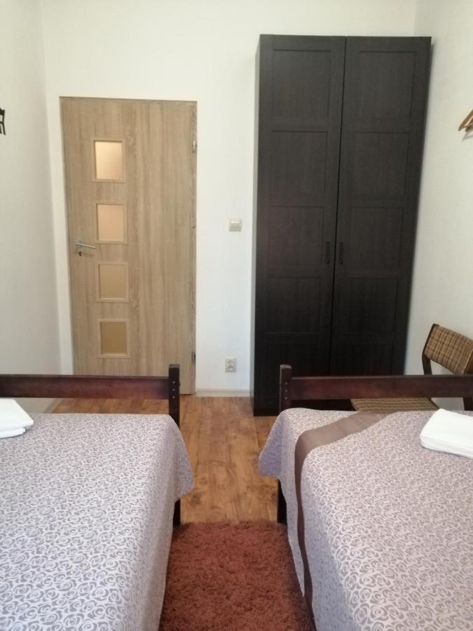 Hostel Piaseczno Пясечно Экстерьер фото