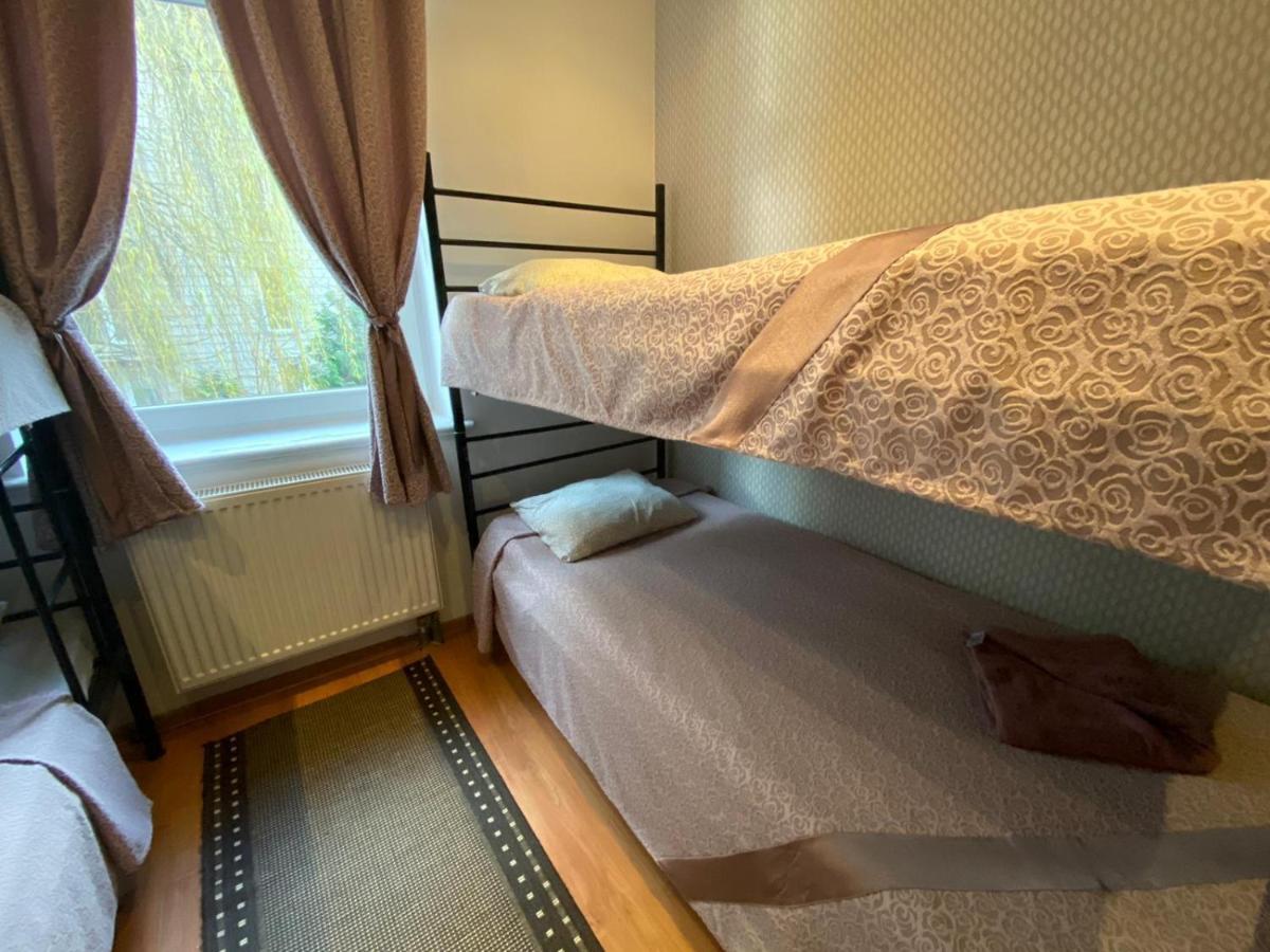 Hostel Piaseczno Пясечно Экстерьер фото