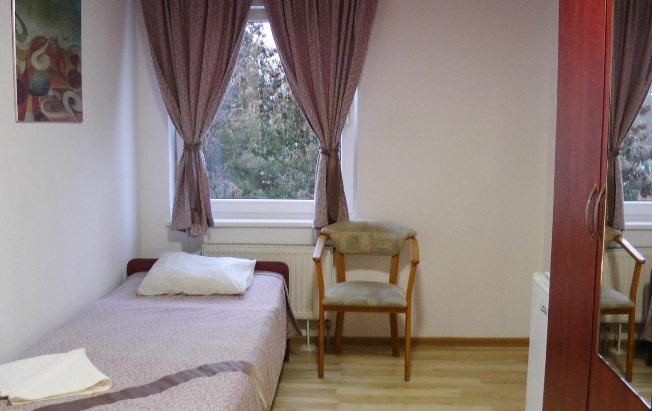 Hostel Piaseczno Пясечно Экстерьер фото