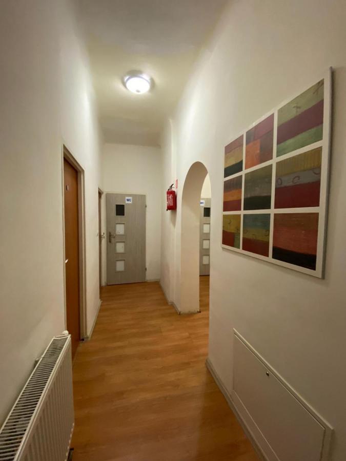 Hostel Piaseczno Пясечно Экстерьер фото