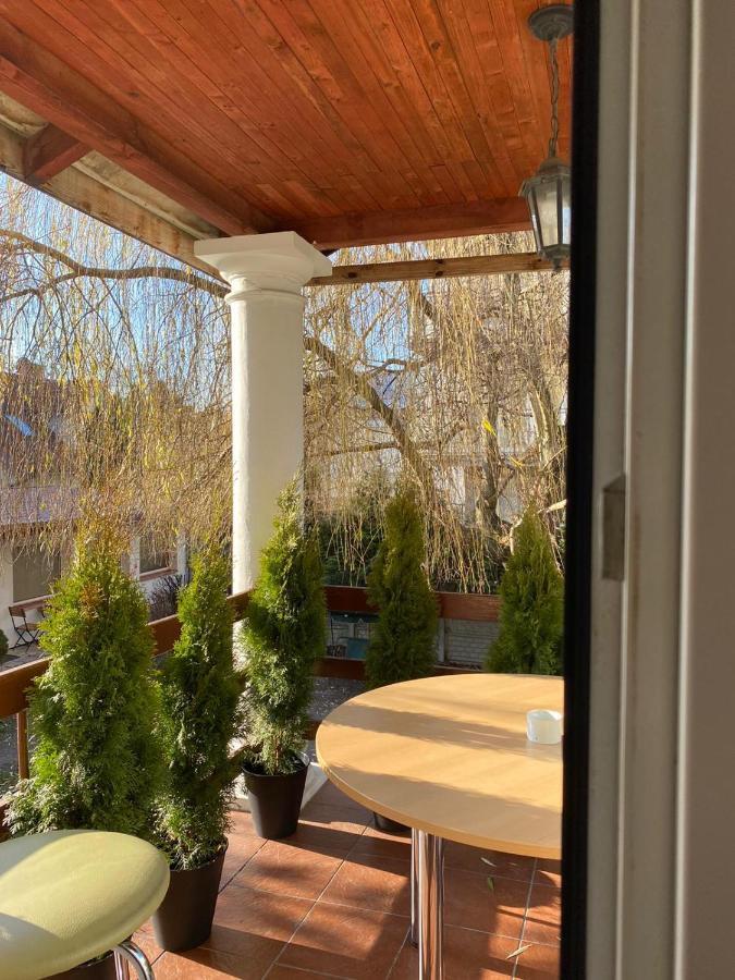Hostel Piaseczno Пясечно Экстерьер фото