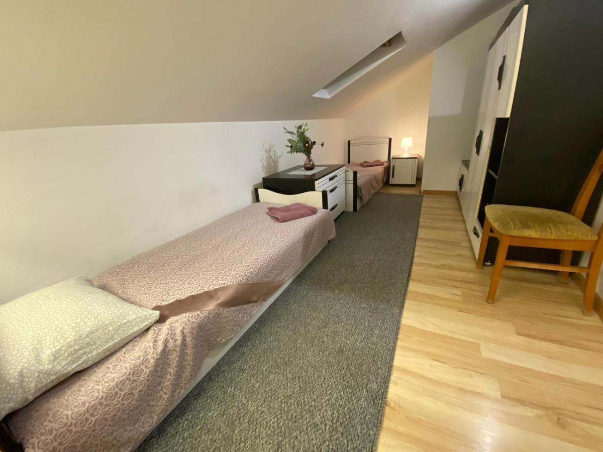 Hostel Piaseczno Пясечно Экстерьер фото